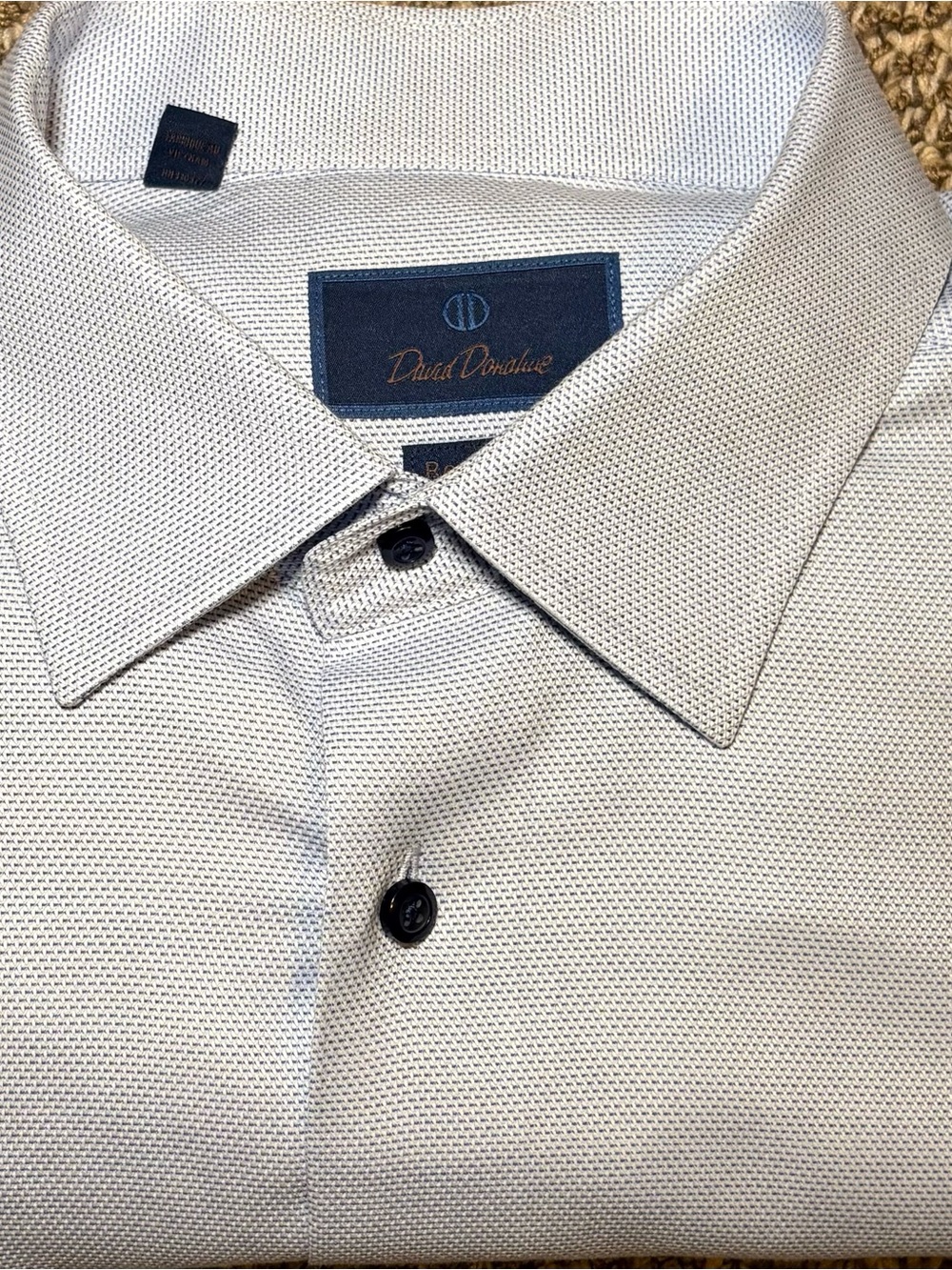 David Donahue Men's Light Gray Textured Dress Shirt with Dark Buttons